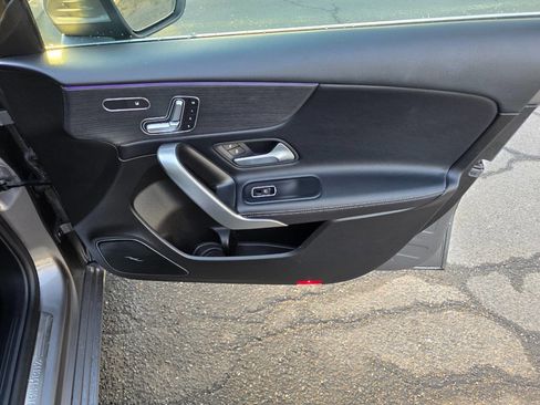 Used 2019 Mercedes-Benz A 220 4MATIC image 30