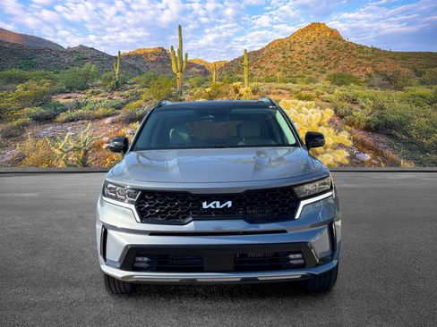 Used 2023 Kia Sorento SX AWD/4WD image 6