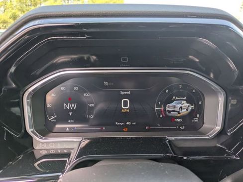 New 2026 GMC Sierra 1500 SLE image 18