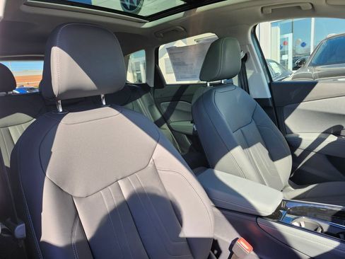 New 2026 Audi Q3 quattro 2.0T image 14