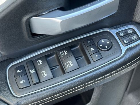 Used 2024 RAM 2500 Big Horn AWD/4WD image 13