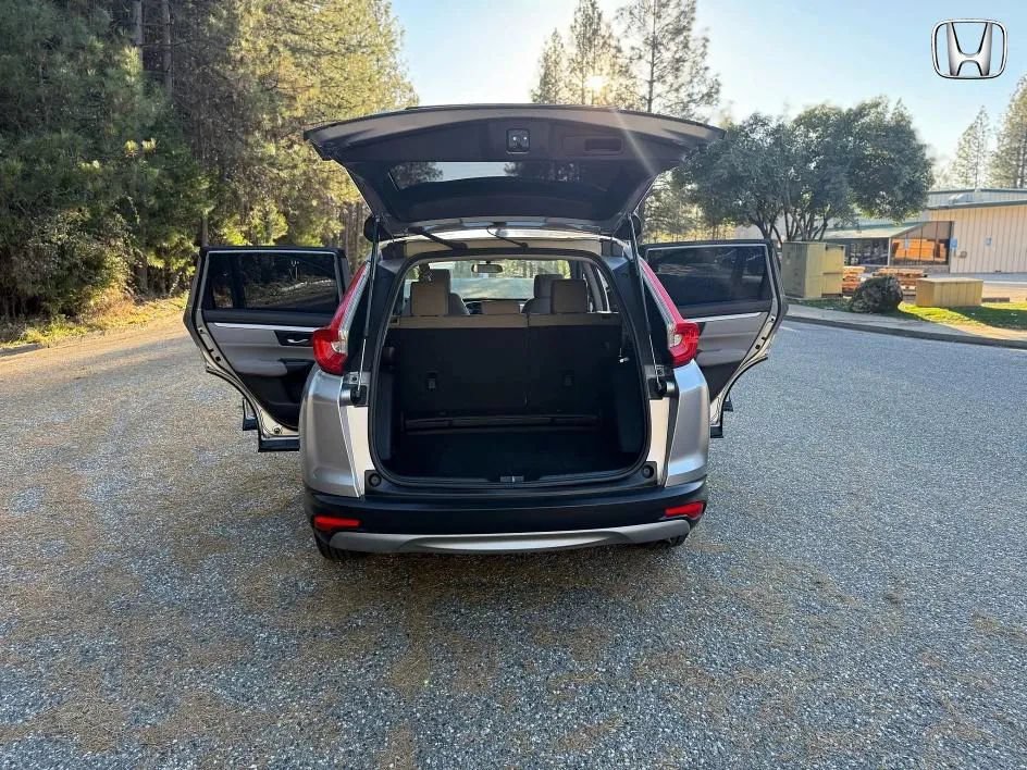 Used 2017 Honda CR-V LX image 18