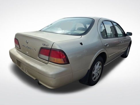 Used 1998 Nissan Maxima GLE FWD image 5