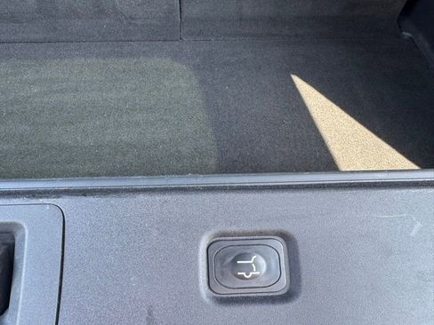 Used 2025 Ford Expedition Tremor AWD/4WD image 9