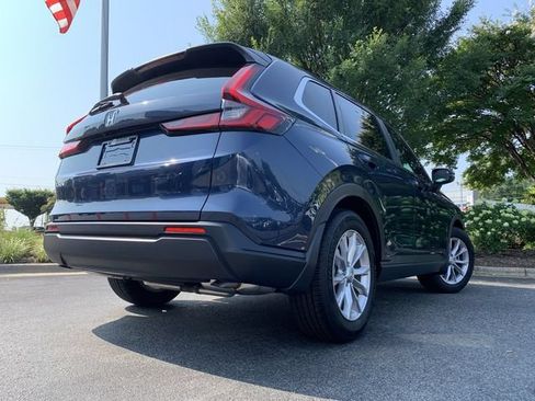 Used 2024 Honda CR-V EX image 8