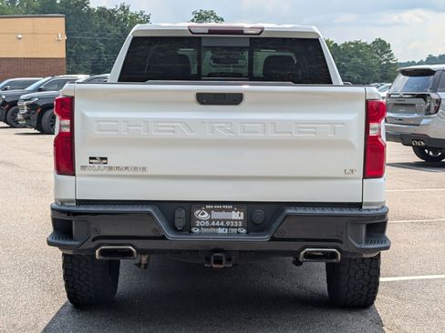 Used 2019 Chevrolet Silverado 1500 LT Trail Boss AWD/4WD image 8