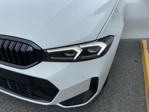 Used 2024 BMW 330i Sedan w/ M Sport Package RWD image 26