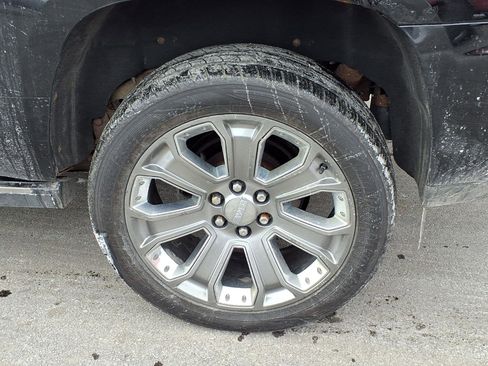 Used 2015 GMC Yukon Denali image 31