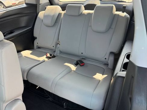 Used 2023 Honda Odyssey Touring image 19