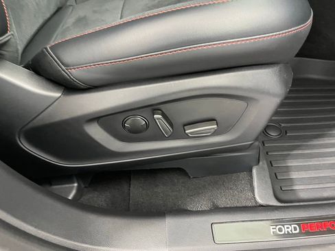 Used 2025 Ford Explorer ST AWD/4WD image 6