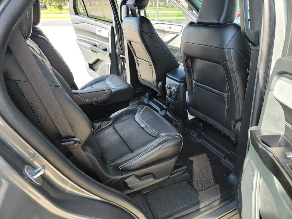 Used 2024 Ford Explorer ST w/ Equipment Group 401A AWD/4WD image 16