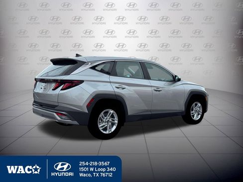New 2026 Hyundai Tucson SE image 9