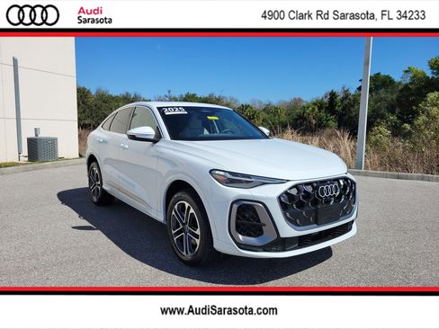 Used 2025 Audi Q5 Premium Plus w/ Premium Plus image 1