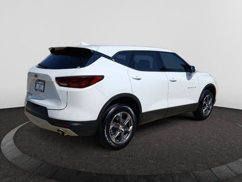 Used 2025 Chevrolet Blazer LT AWD/4WD image 7