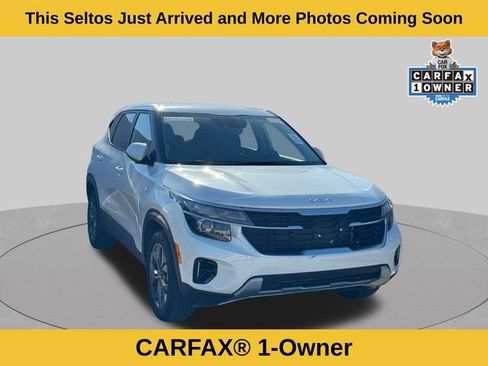 Used 2026 Kia Seltos LX FWD image 2