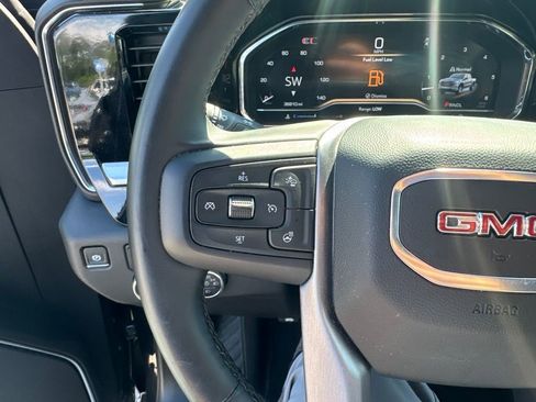 Used 2025 GMC Sierra 1500 SLT RWD image 20