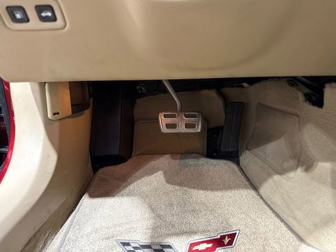 Used 2008 Chevrolet Corvette Convertible w/ Preferred Equipment Group RWD image 68