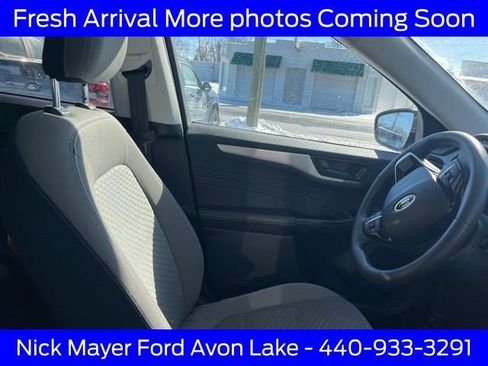 Used 2022 Ford Escape SE w/ Cold Weather Package image 11