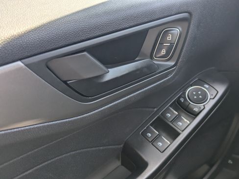Used 2024 Ford Escape Active w/ Tech Pack #1 AWD/4WD image 24