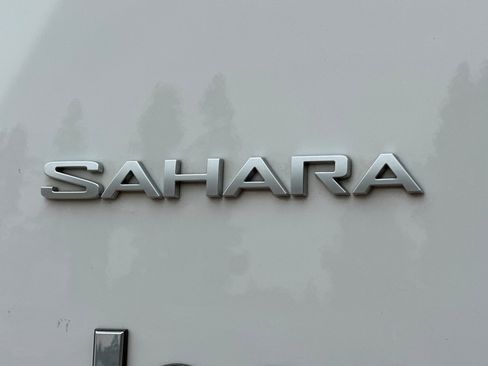 Used 2022 Jeep Wrangler Unlimited Sahara image 28