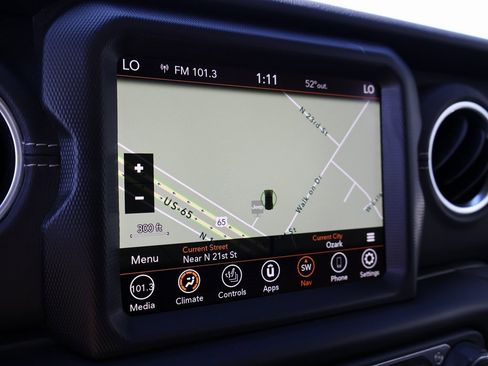 Used 2023 Jeep Wrangler Unlimited Sahara w/ Cold Weather Group image 35