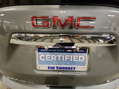 Certified 2024 GMC Terrain SLT w/ Infotainment Package II image 31