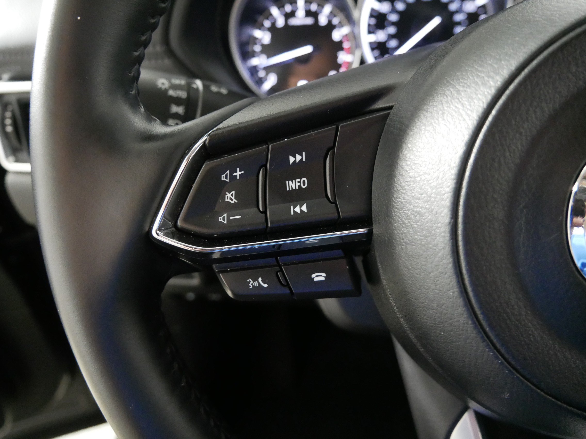 Used 2025 MAZDA CX-5 AWD 2.5 S w/ Select Package image 27