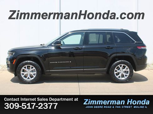 Used 2022 Jeep Grand Cherokee Limited AWD/4WD image 22