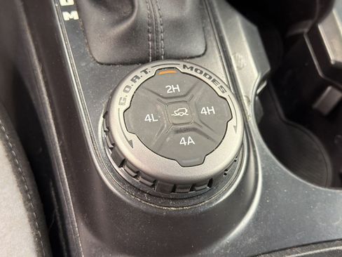 Used 2024 Ford Bronco Black Diamond AWD/4WD image 18