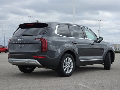 Used 2022 Kia Telluride LX AWD/4WD image 17