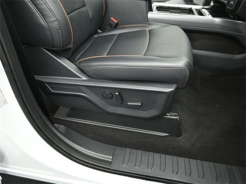 Used 2025 Ford F250 Lariat w/ Snow Plow Prep Package image 31