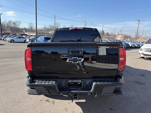 Used 2020 Chevrolet Colorado W/T w/ WT Convenience Package image 10