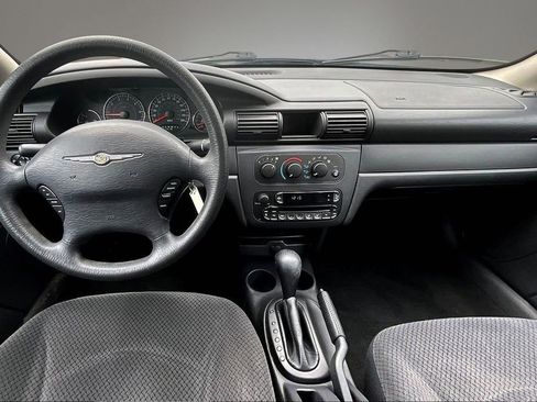 Used 2006 Chrysler Sebring Sedan FWD image 7