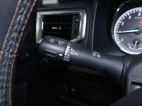 Used 2018 Nissan Titan Platinum Reserve image 23