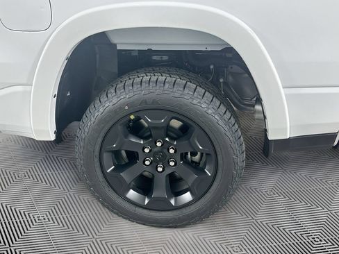 New 2026 RAM 1500 Big Horn AWD/4WD image 16