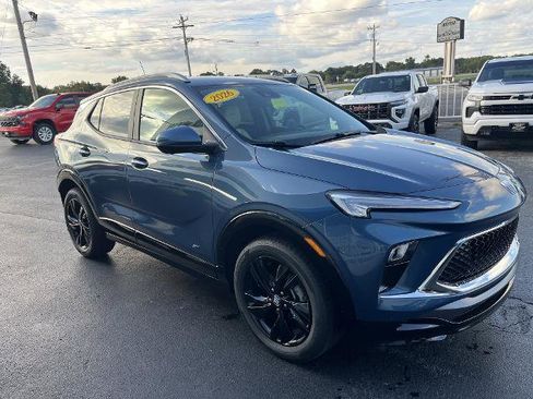 New 2026 Buick Encore GX Sport Touring image 11