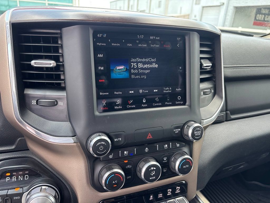 Used 2021 RAM 1500 Laramie AWD/4WD image 14