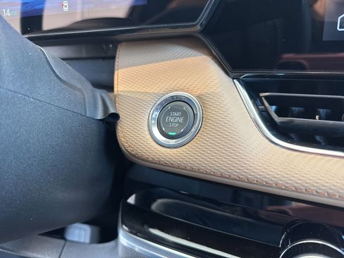 New 2026 Chevrolet Equinox ACTIV image 31