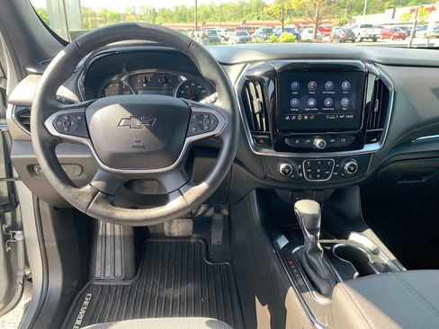 Certified 2023 Chevrolet Traverse LT w/ Midnight/Sport Edition AWD/4WD image 19