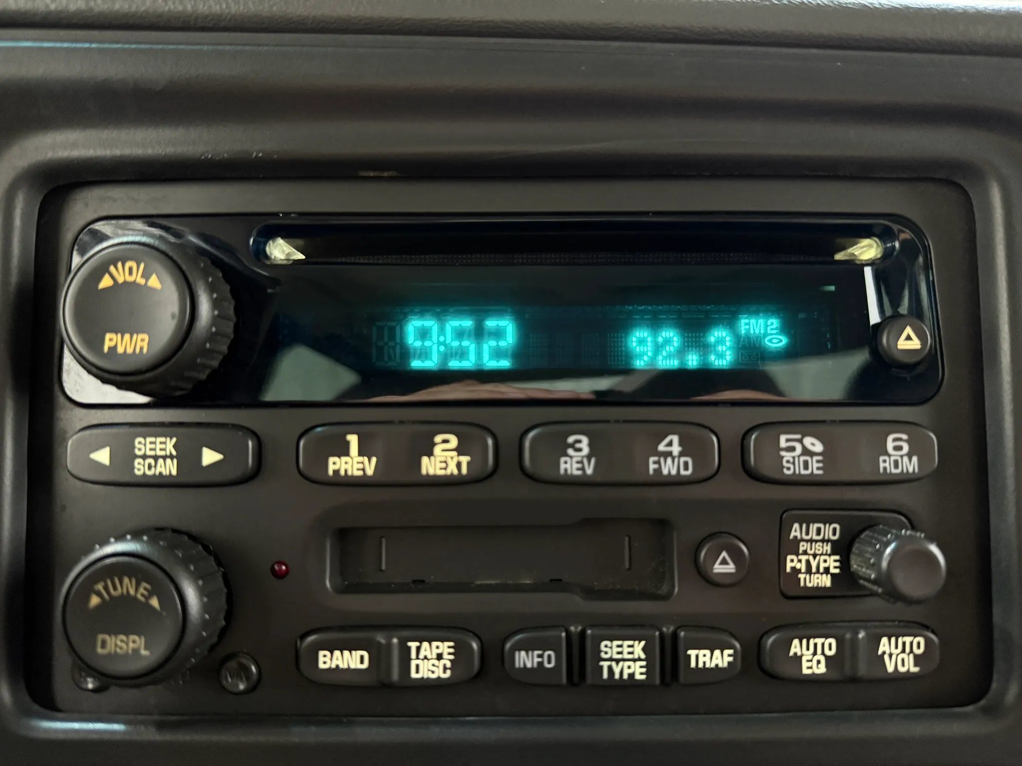 Used 2004 Chevrolet Silverado 1500 SS AWD/4WD image 22