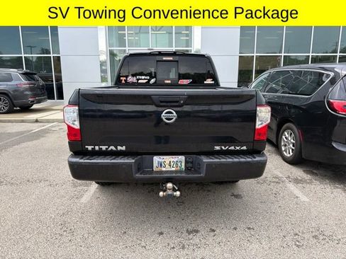 Used 2017 Nissan Titan SV AWD/4WD image 6