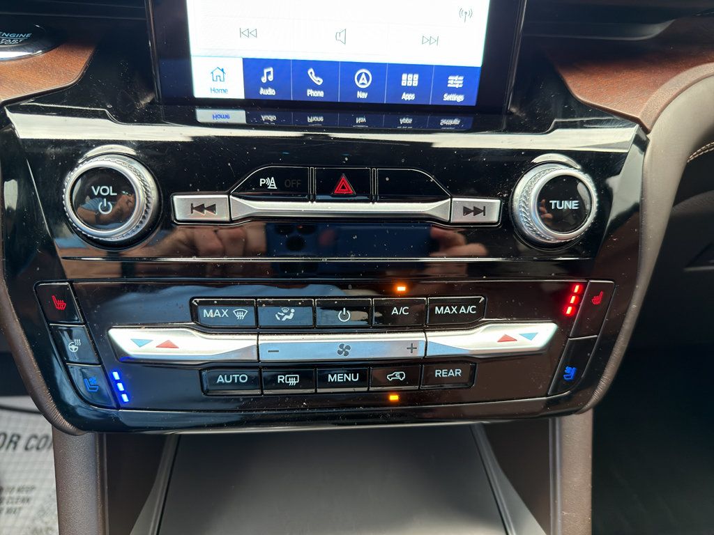 Used 2023 Ford Explorer King Ranch w/ Technology Package RWD image 21