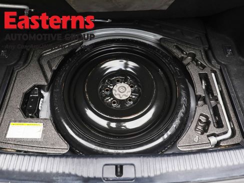 Used 2018 Lexus IS 300 AWD image 24