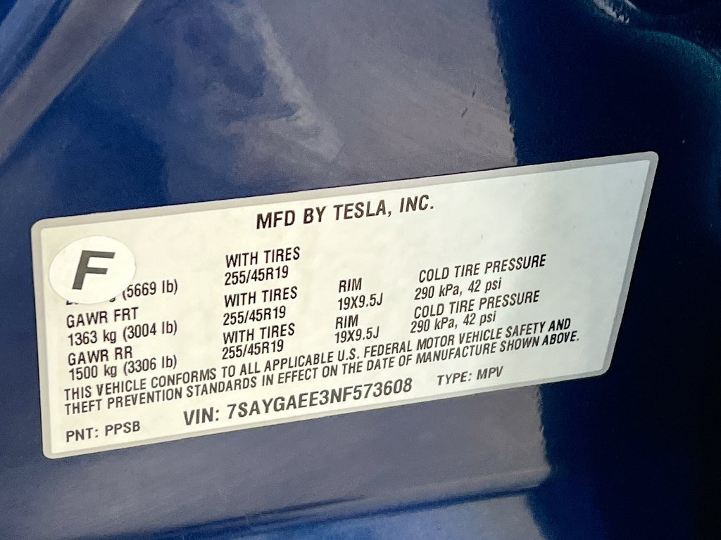 Used 2022 Tesla Model Y Long Range AWD/4WD image 30