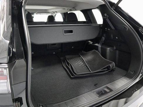 New 2025 Mitsubishi Outlander SE image 10