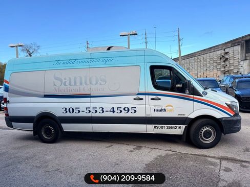 Used 2016 Mercedes-Benz Sprinter 2500 image 4