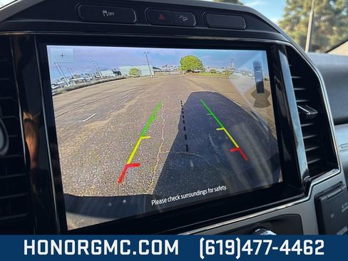 Used 2022 Ford F250 Lariat w/ Black Appearance Package image 36