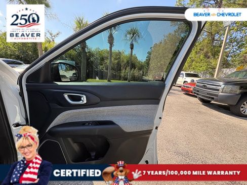 Used 2022 Jeep Compass Latitude w/ Sun and Sound Group AWD/4WD image 27