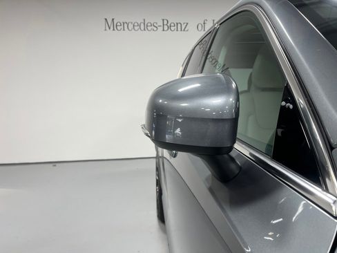 Used 2020 Volvo XC90 T6 Momentum w/ Protection Package image 12