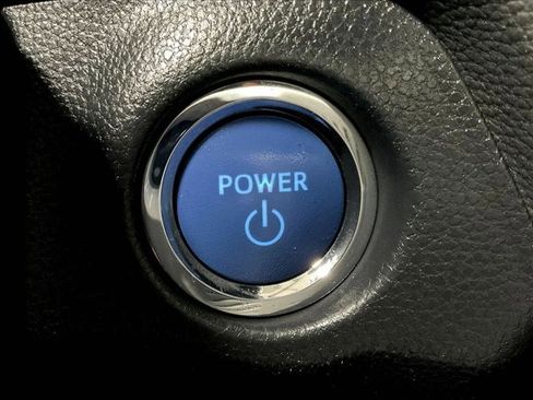 Used 2020 Toyota RAV4 XLE w/ Convenience Package image 36